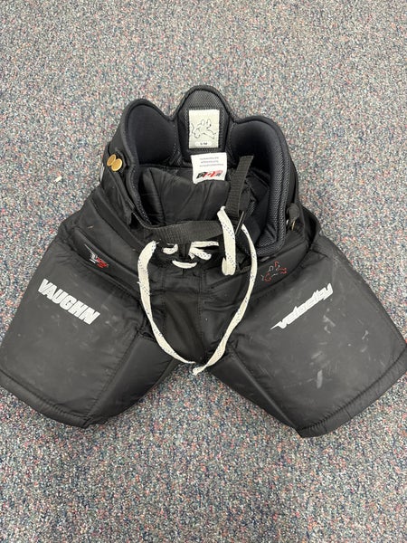 Black Vaughn V7 XR Hockey Goalie Pants (Used) | Junior Small/ Medium