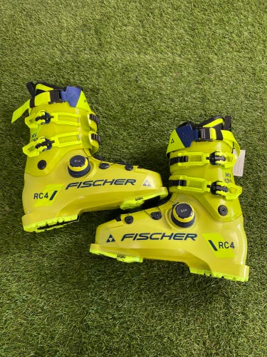 Mondo 29 & 29.5 Men's Fischer RC4 130 MV BOA GW Ski Boots Stiff Flex (New)
