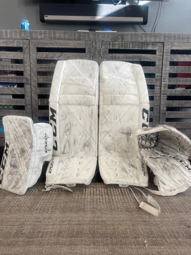 34" + 1” CCM Eflex 5.9 Regular Goalie Full Set