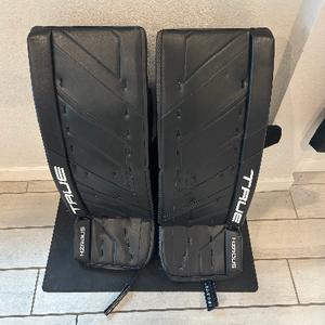 True HZRDUS 7X4 33+2 Goalie Leg Pads (New)