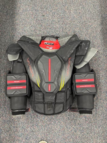 Bauer Vapor Hyperlite 2 Goalie Chest Protector (Used) | Senior Medium