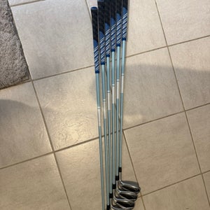 Women's Titleist T300 Right Handed Iron Set Ladies Flex Graphite Shaft (Used)