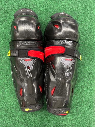 Intermediate Bauer Vapor 3X Shin Pads 13" (Used)