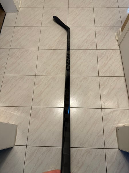 Senior CCM Ribcor Trigger 10 Pro Left Hand Hockey Stick P29 85 Flex (New)