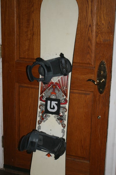 Burton The White Collection 157 cm Snowboard With Ride XL Bindings