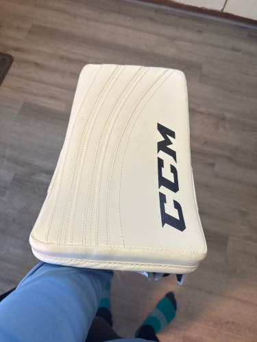 CCM Extreme Flex 500 Full Right (New)