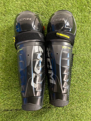 Senior CCM XF PRO Shin Pads 16" (Used)