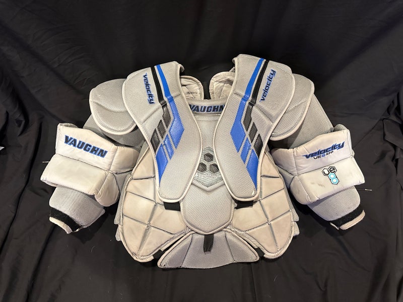 Medium Vaughn Velocity V8 Goalie Chest Protector (Used)
