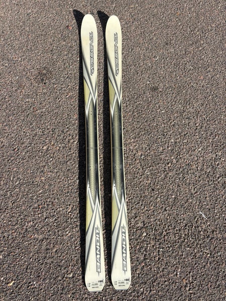 Women's Rossignol Bandit 160 cm Skis | Without Bindings (Used)