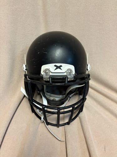Adult Medium Riddell Xenith Helmet (Used)