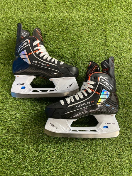 Senior True HZRDUS 9X Hockey Skates Regular Width 8 (New)