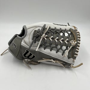 Wilson A1000 12.5 Outfield Softball Glove
