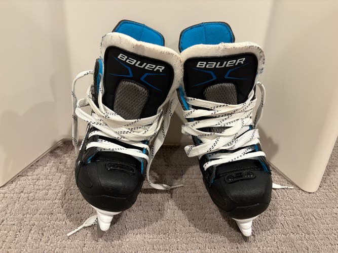 Bauer X-LP Youth Hockey Skates 9 (Used)