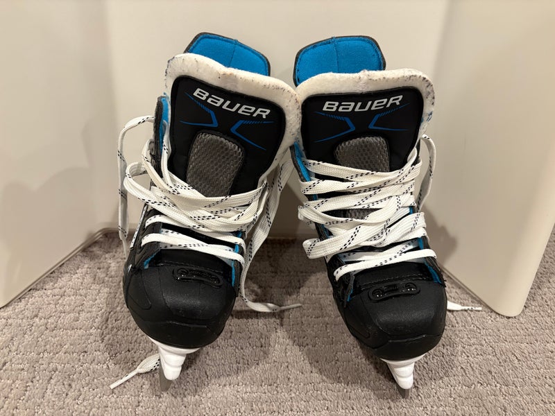 Bauer X-LP Youth Hockey Skates 9 (Used)