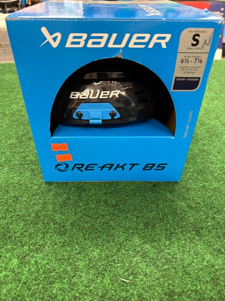 Black Bauer Re-Akt 85 Helmet (New) | Small