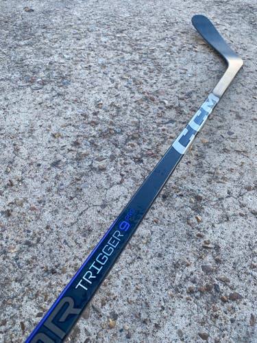 CCM Trigger 9 Pro Stock Hockey Stick Grip 70 Flex P90 Left 68453