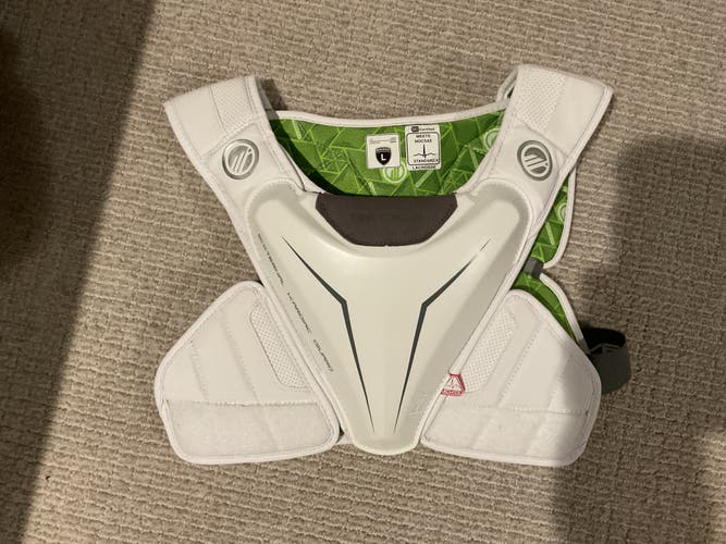 Large Adult Maverik MAX EKG Shoulder Pads (New)