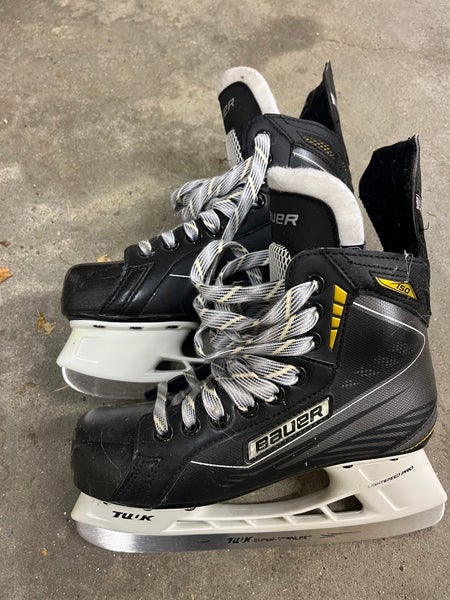 2015 Bauer Supreme 150 Hockey Skates Size 4 (Used)