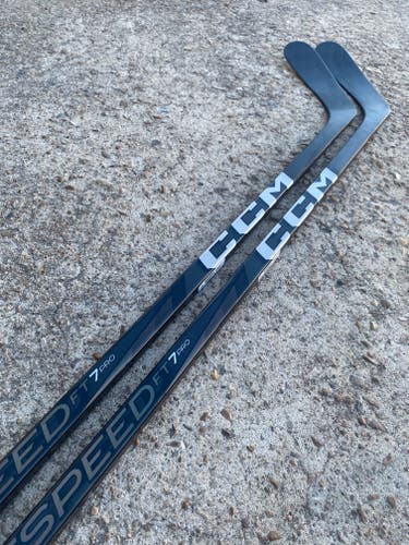 CCM JETSPEED FT7 PRO 2 PACK Pro Stock Hockey Stick Grip P90 100 Flex Left 6824