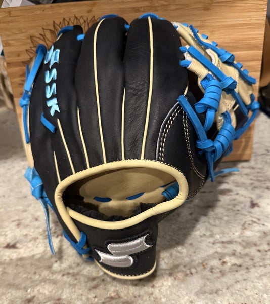 2024 Infield SSK Baseball Glove 11.5" (New)