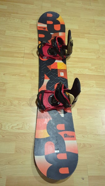Burton Progression Snowboard 152cm With Burton Bindings Size M Fit 8-10.