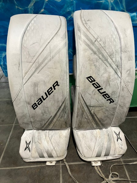 Large Junior Bauer X2.7 Goalie Leg Pads (Used)