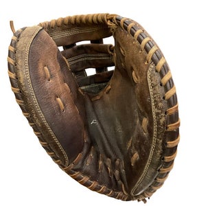 Used Easton PROWESS BB/SB Catchers RH Throw Brown 34" 11859-S000026920