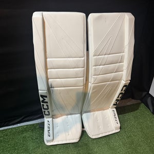 35" CCM Eflex 7 Goalie Leg Pads (New)