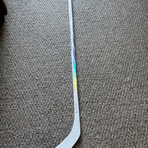 Senior Bauer Proto-R Right Handed Hockey Stick P28 70 Flex (Used)