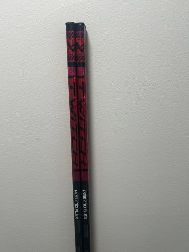 Senior Bauer Twitch Right Handed Hockey Stick P28 70 Flex (New)
