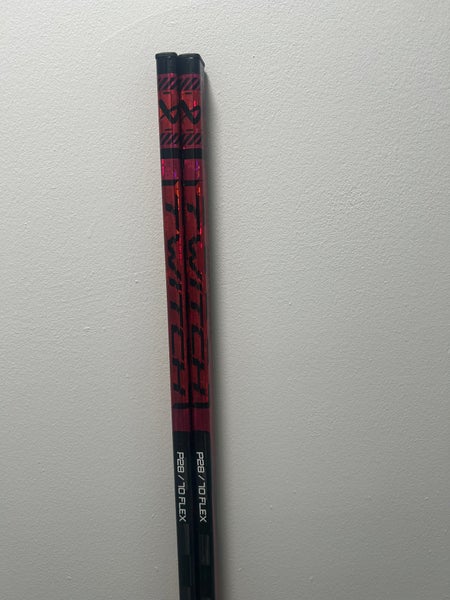 Senior Bauer Twitch Right Handed Hockey Stick P28 70 Flex (New)
