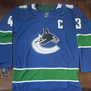 Vancouver Canucks #43 Quinn Hughes Adult Size Large (52) NWT