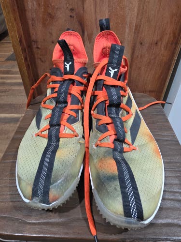 Orange Men's Size M 10.0 (W 11.0) Adidas High Top Turf Cleats (Used)