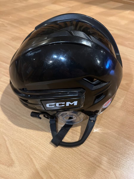 Small CCM Tacks 910 Helmet (Used)