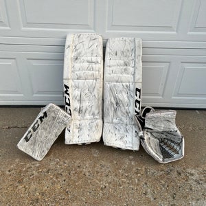 35" CCM Extreme Flex III Regular Goalie Full Set (Used)