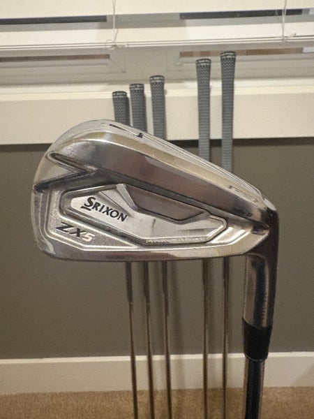 Men's Srixon ZX5 Right Handed Iron Set Stiff Flex 6 Pieces Steel Shaft (Used)