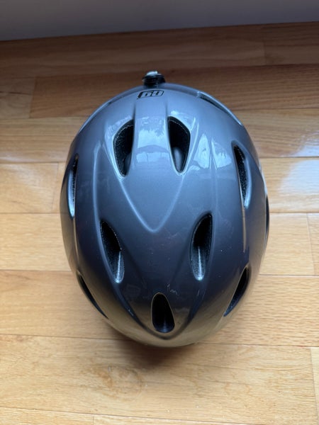 Unisex Large Giro G9 Helmet (Used)