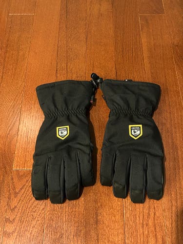 NEW Large Men's Hestra Gloves