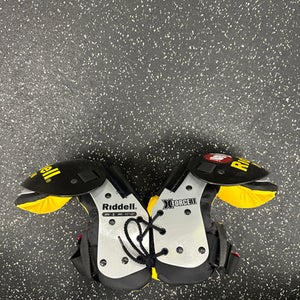 Used Riddell XFORCE II FB Shoulder Pads Black SM 11849-S000033646