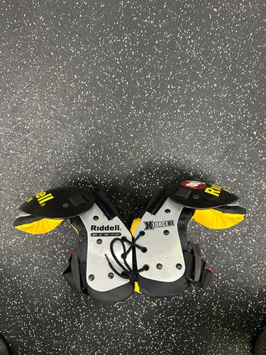 Used Riddell XFORCE II FB Shoulder Pads Black SM 11849-S000033646