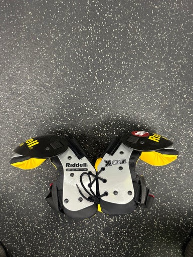 Used Riddell XFORCE II FB Shoulder Pads Black SM 11849-S000033646