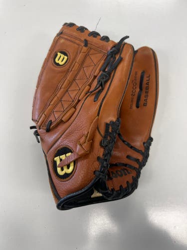 Wilson A700 RH Outfield Baseball Glove 12.5" (Used)