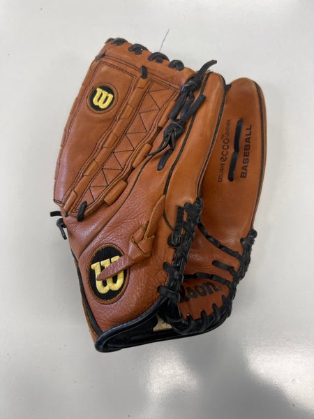 Wilson A700 RH Outfield Baseball Glove 12.5" (Used)