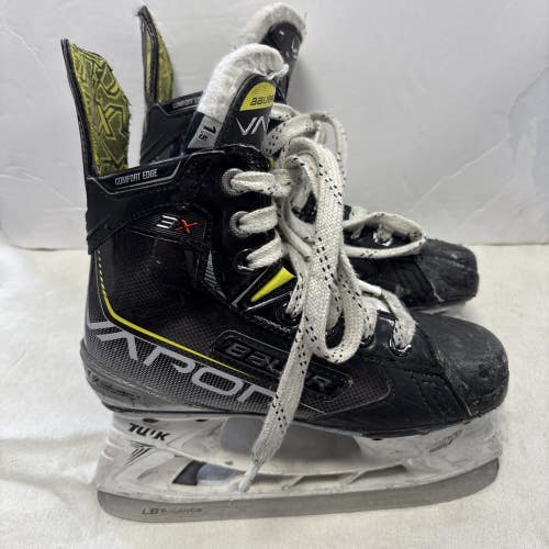 Junior Size 1.5 Bauer Vapor 3X Ice Hockey Skates