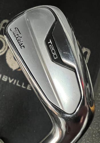 Used Titleist T200 Mens Individual Iron RH 4 Iron 11497-S000153694