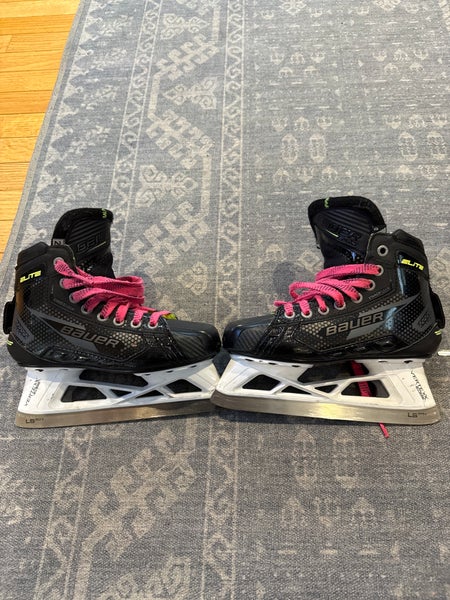 Bauer Elite Hockey Goalie Skates Regular Width Size 2.5 (Used)