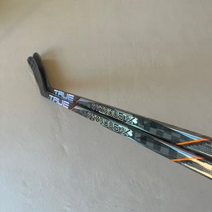 *2 Pack* of New 60 Flex T27 Intermediate True HZRDUS 9x4 Right Handed Hockey Sticks