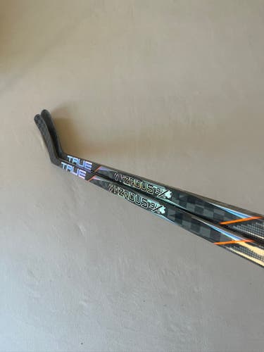 *2 Pack* of New 60 Flex T27 Intermediate True HZRDUS 9x4 Right Handed Hockey Sticks