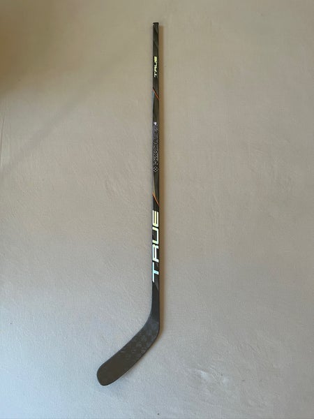 New 60 Flex T27 Intermediate True HZRDUS 9x4 Right Handed Hockey Stick