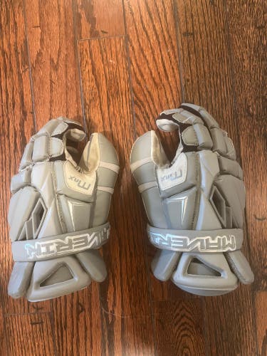 Maverik Max Lacrosse Gloves 14" (Used)